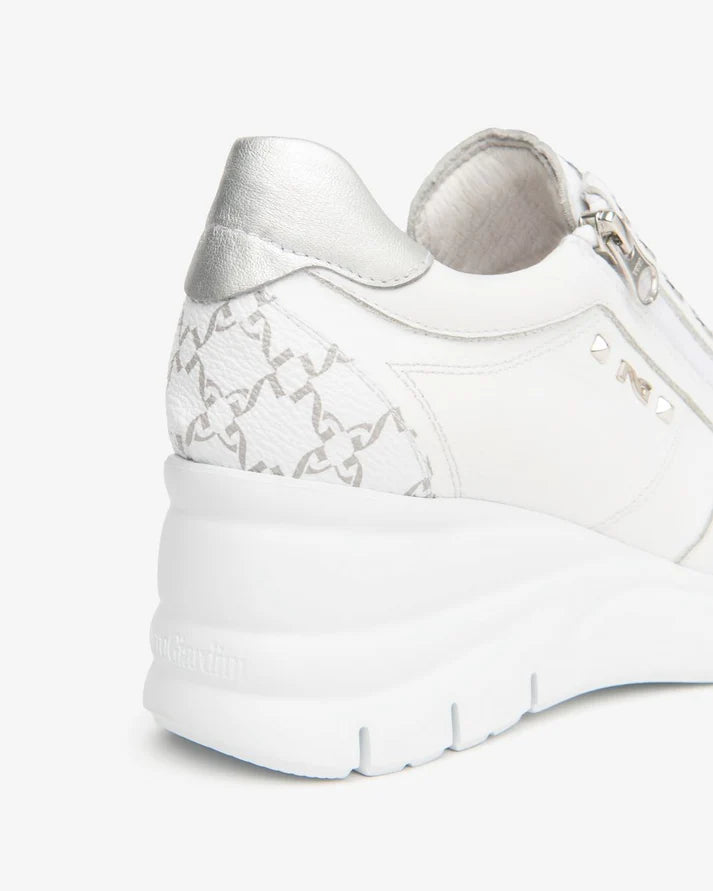NERO GIARDINI e615221d bianco
