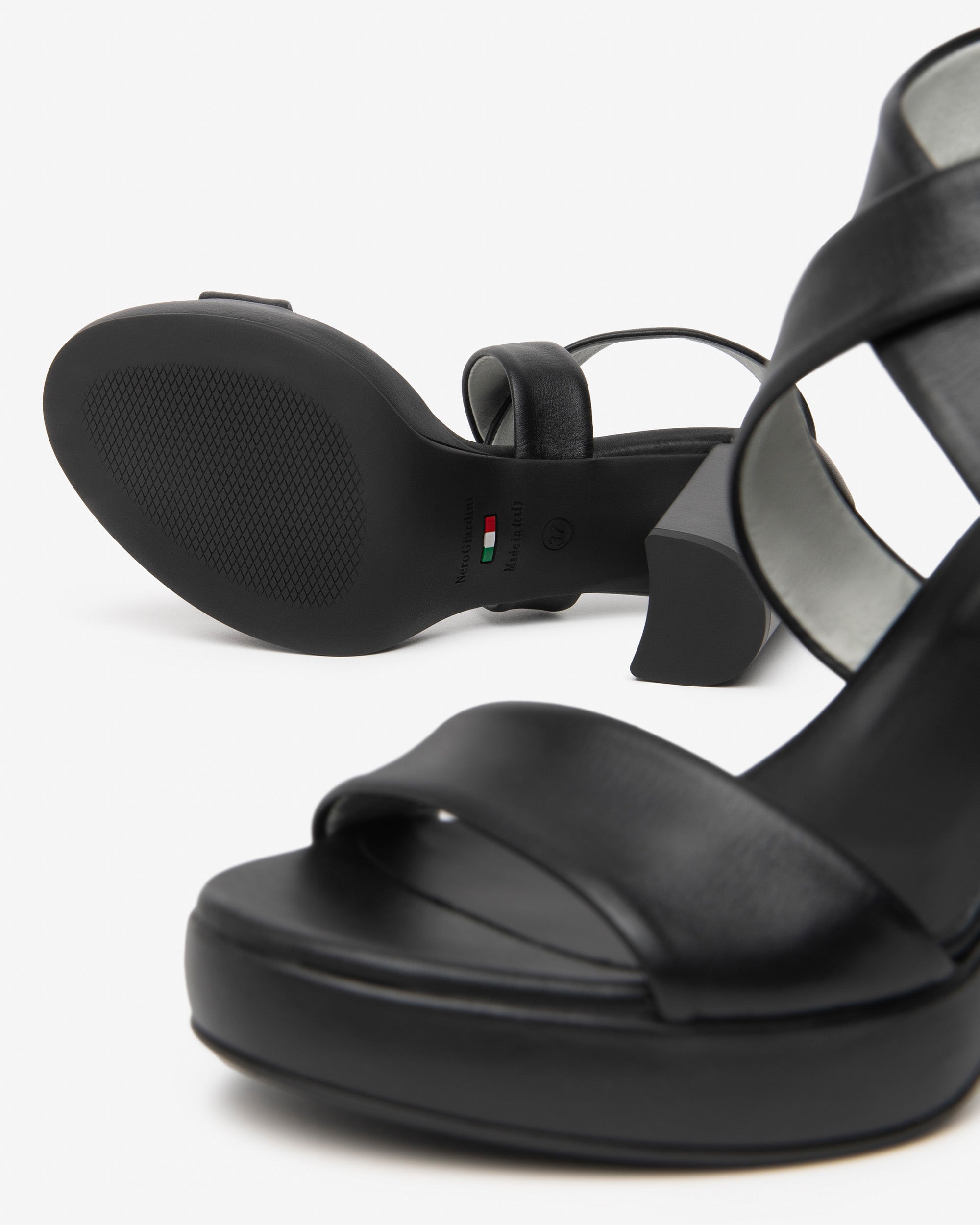 NERO GIARDINI E615800D