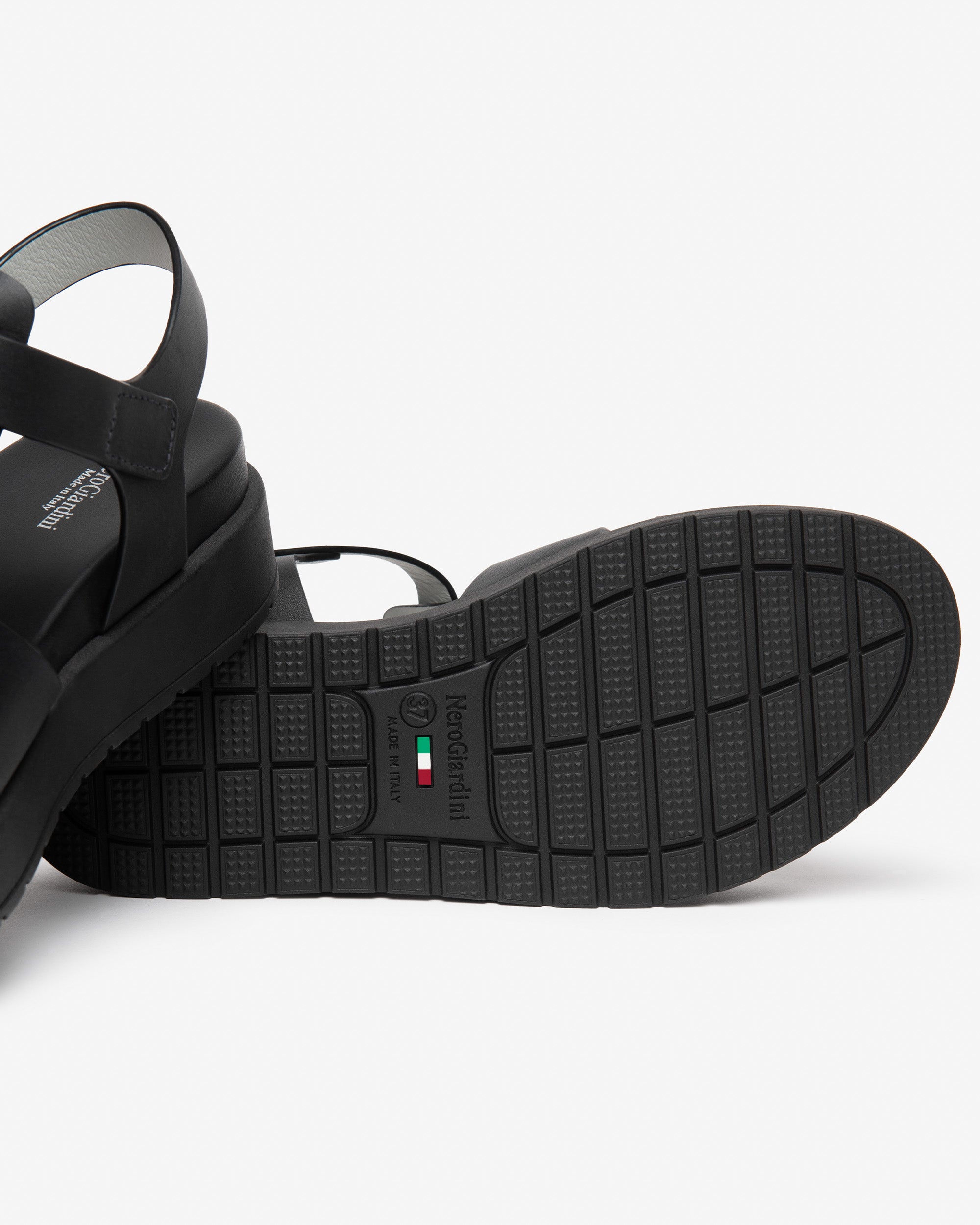 NERO GIARDINI E617050D