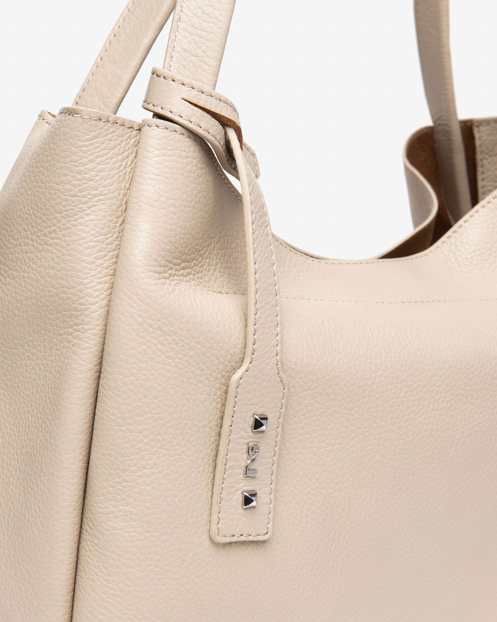 NERO GIARDINI Haferflocken-Hobo-Tasche 